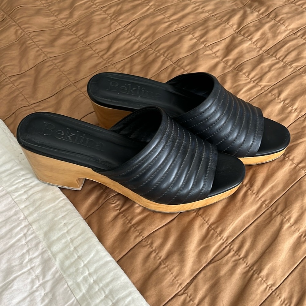 Beklina Ribbed Black Leather Open Toe Wooden Platform Clogs size 10 euro 40
